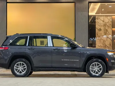 2026 Jeep Grand Cherokee Laredo