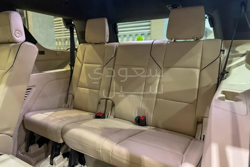 2021 كاديلاك اسكاليد بريميوم