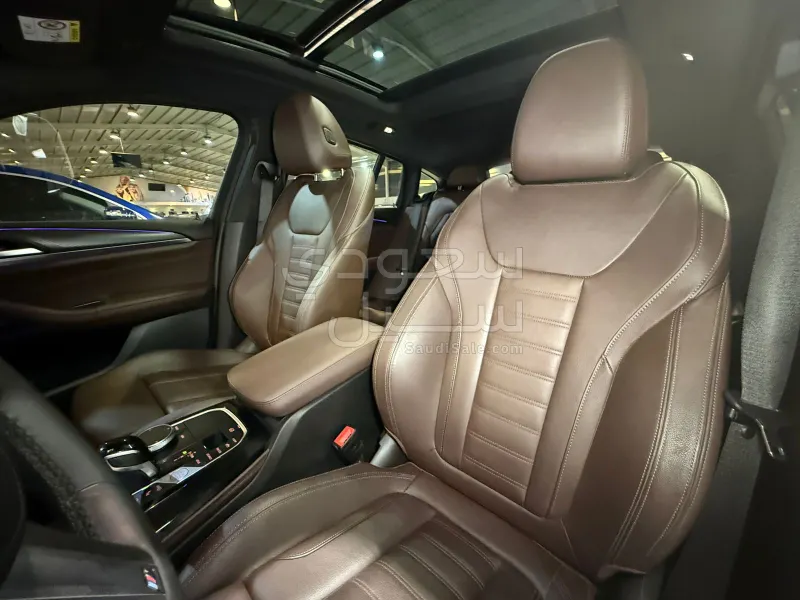 2025 BMW X Series 4 Mkit