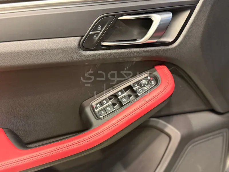 2019 Porsche Macan S