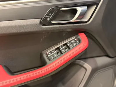 2019 Porsche Macan S