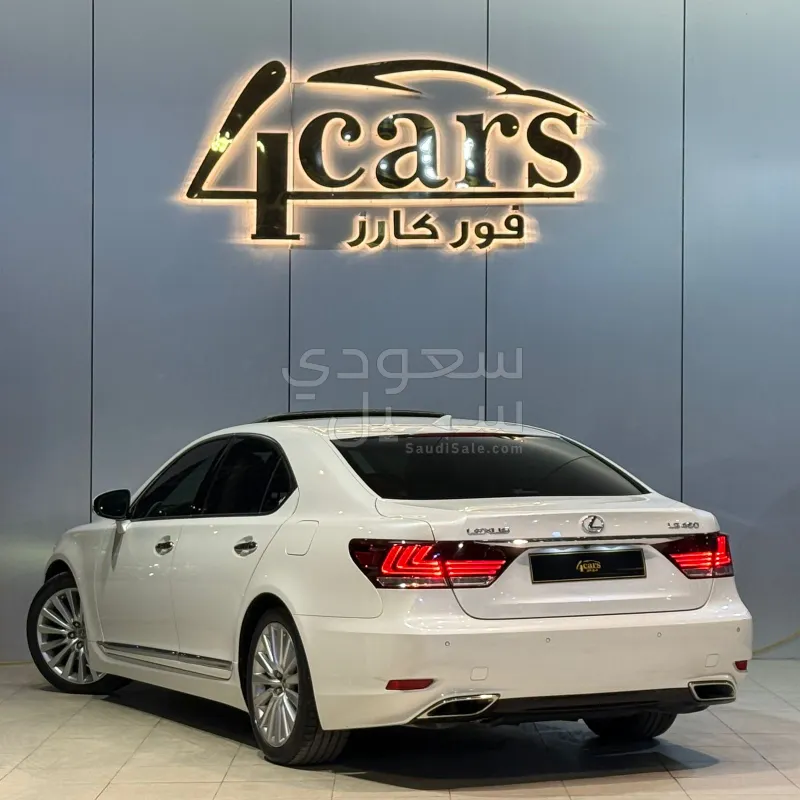 2015 لكزس إل إس 460