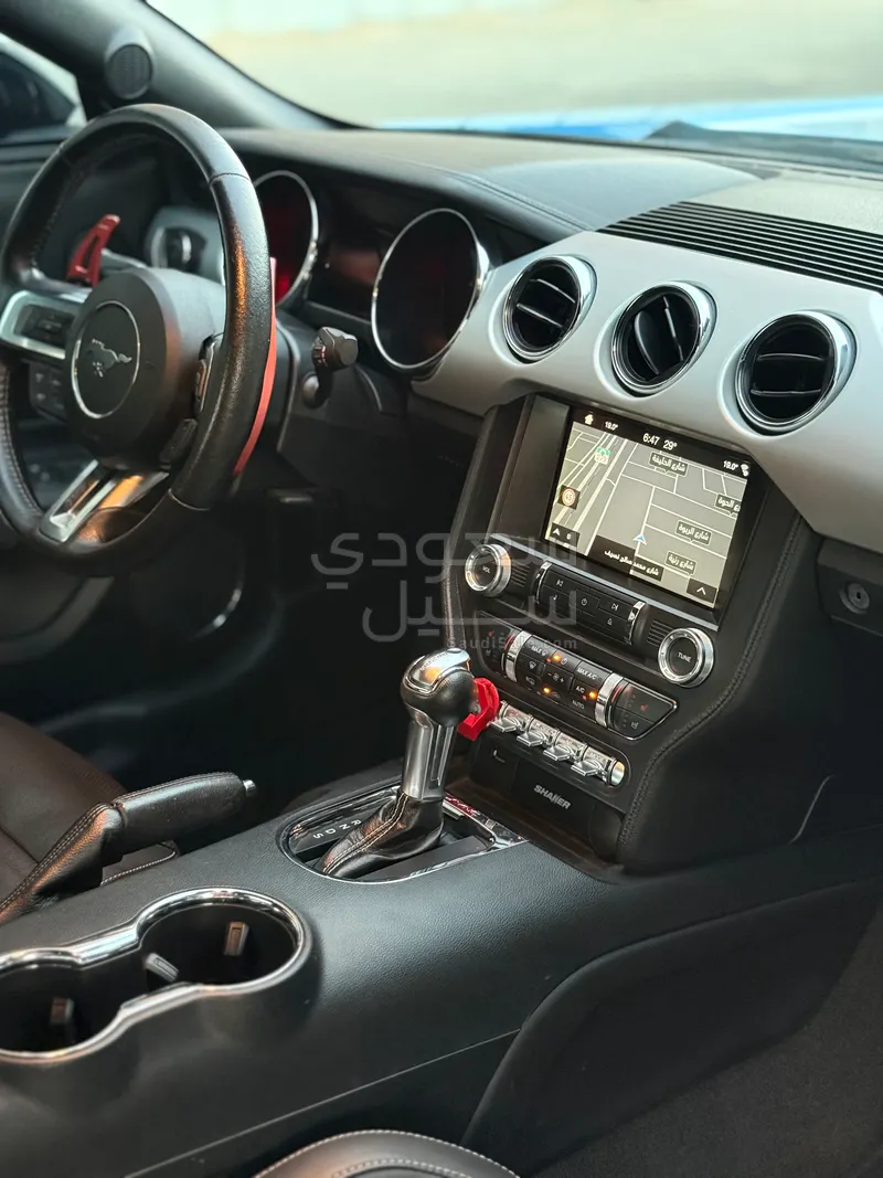 2017 Ford Mustang GT Premuium 1