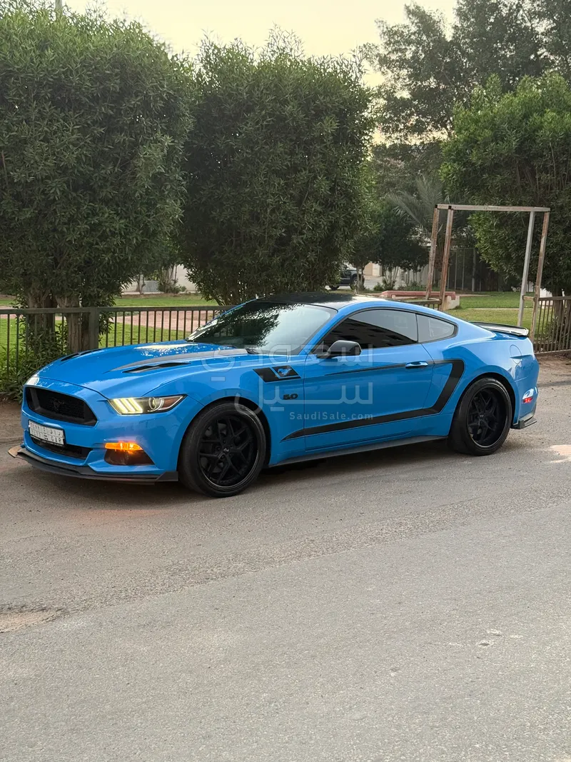 2017 Ford Mustang GT Premuium 1