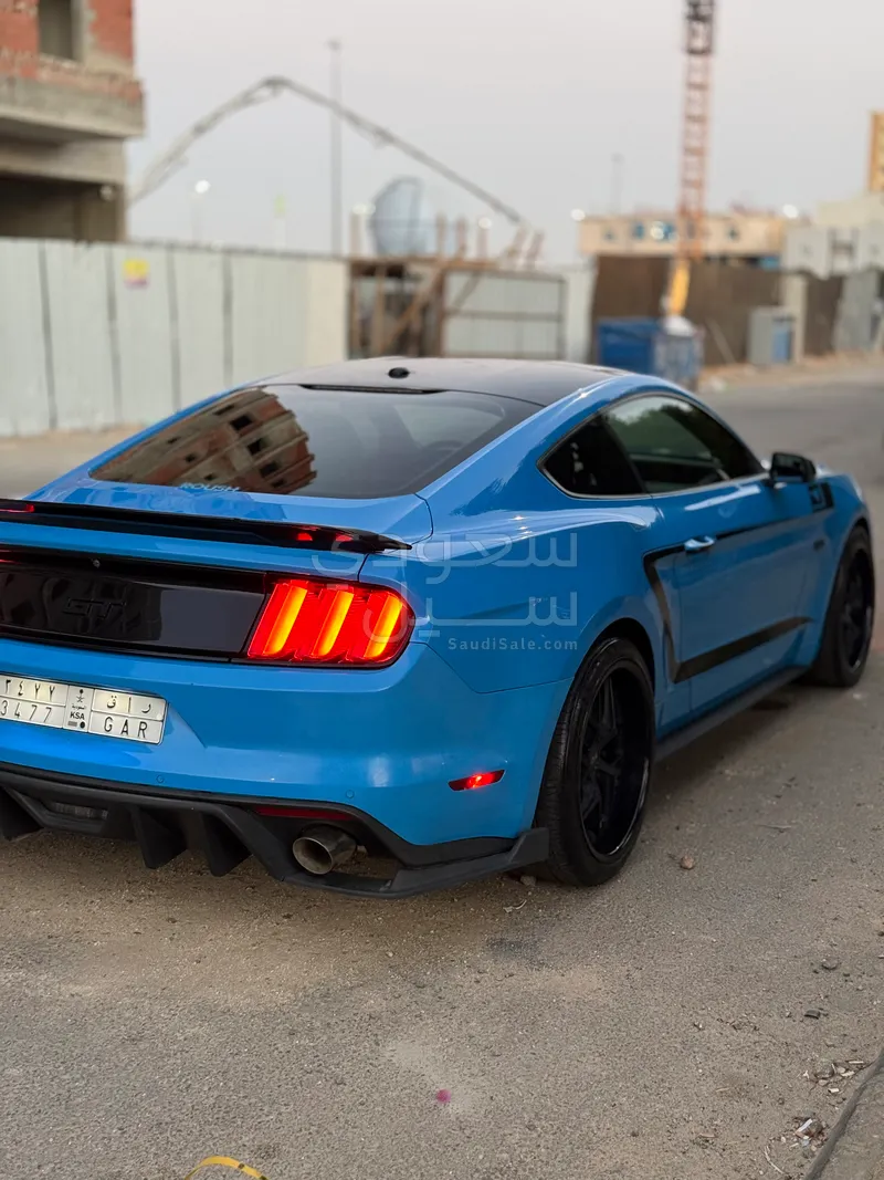 2017 Ford Mustang GT Premuium 1