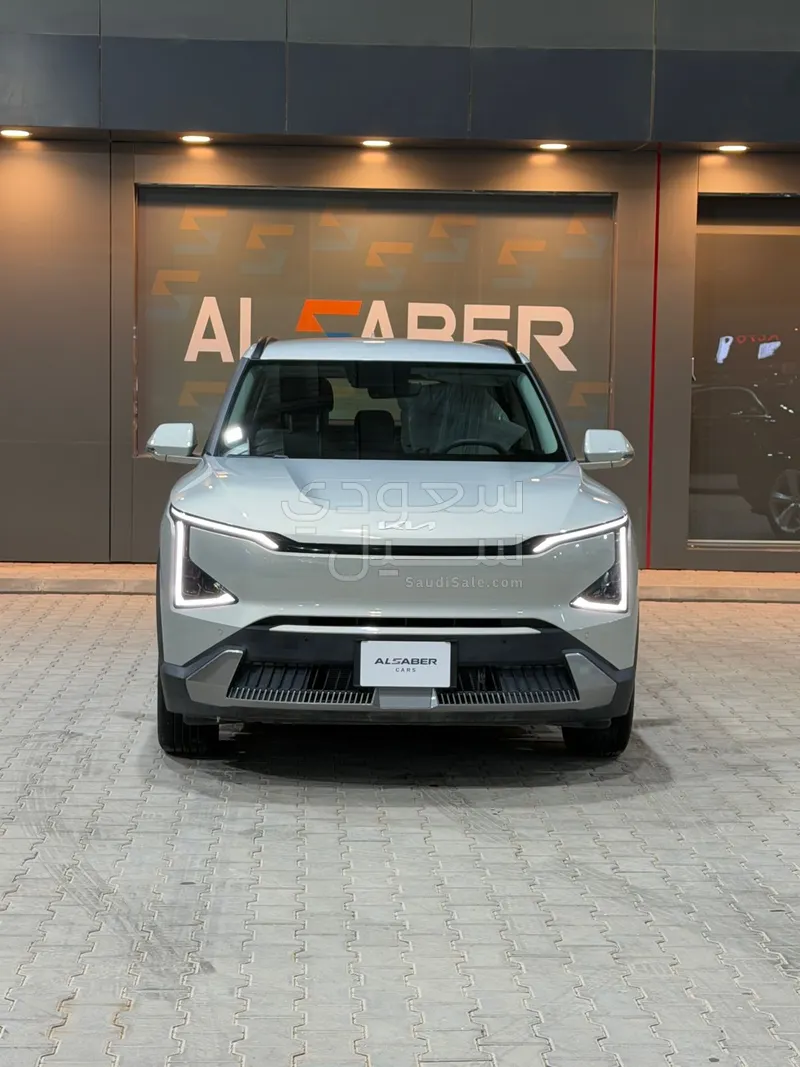 2025 كيا EV5