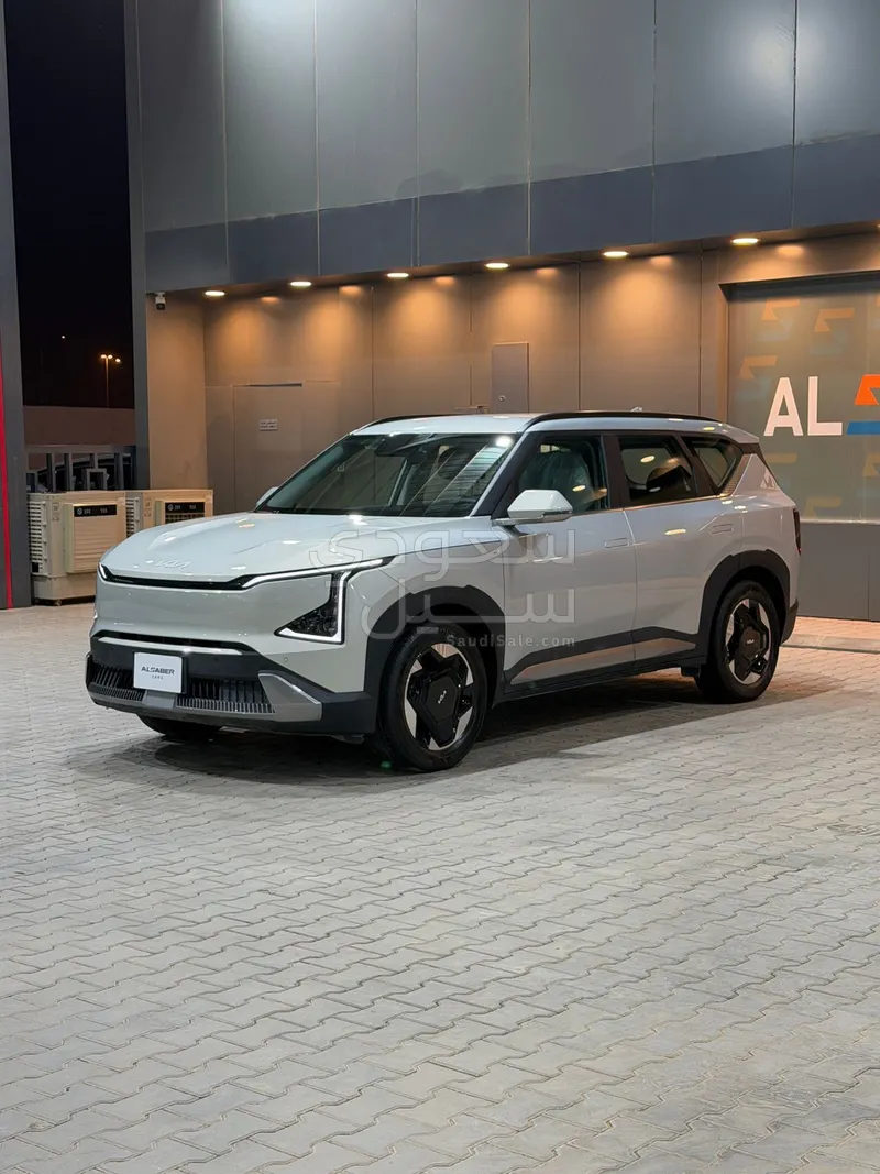 2025 كيا EV5