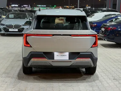 2025 كيا EV5