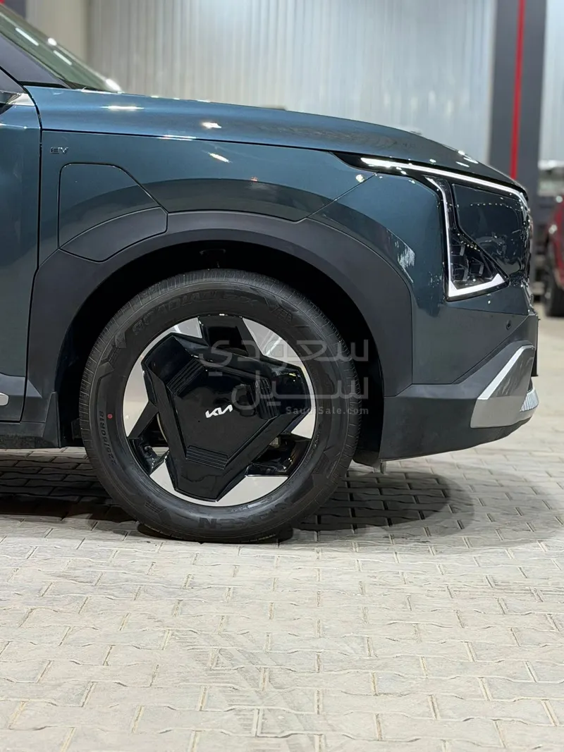 2025 كيا EV5