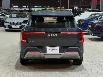 2025 كيا EV5