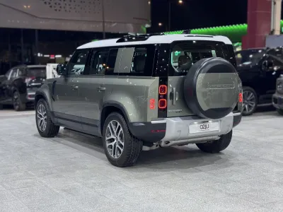 2020 Land Rover Defender HSE