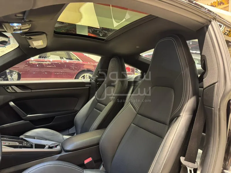 2020 بورش 911 كاريرا 4 اس