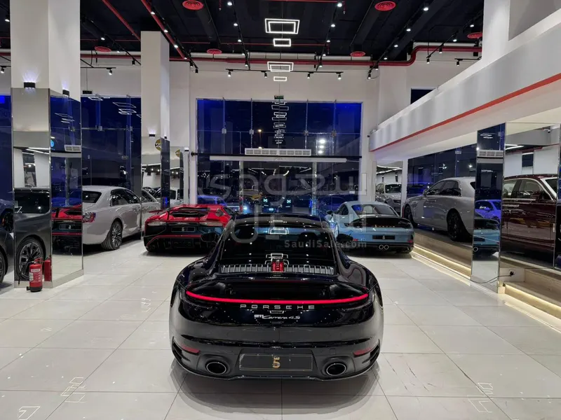 2020 بورش 911 كاريرا 4 اس
