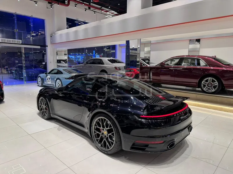 2020 بورش 911 كاريرا 4 اس