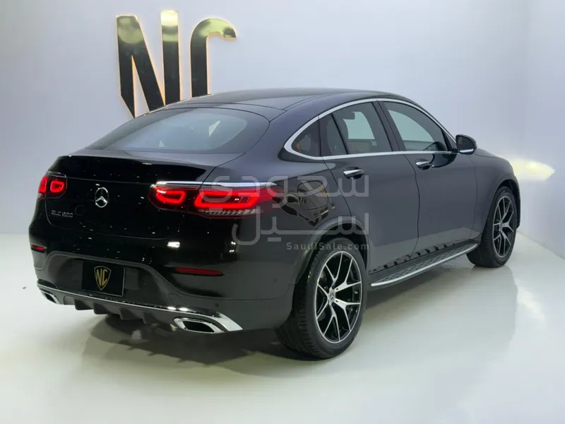 2021 مرسيدس - بنز جي إل سي 200