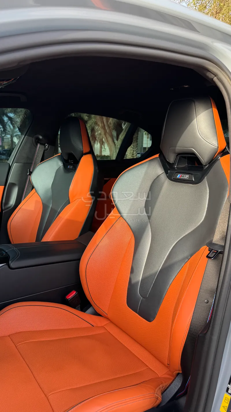 2025 BMW M Series M5