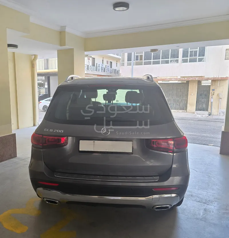 2021 مرسيدس - بنز جي إل بي 200