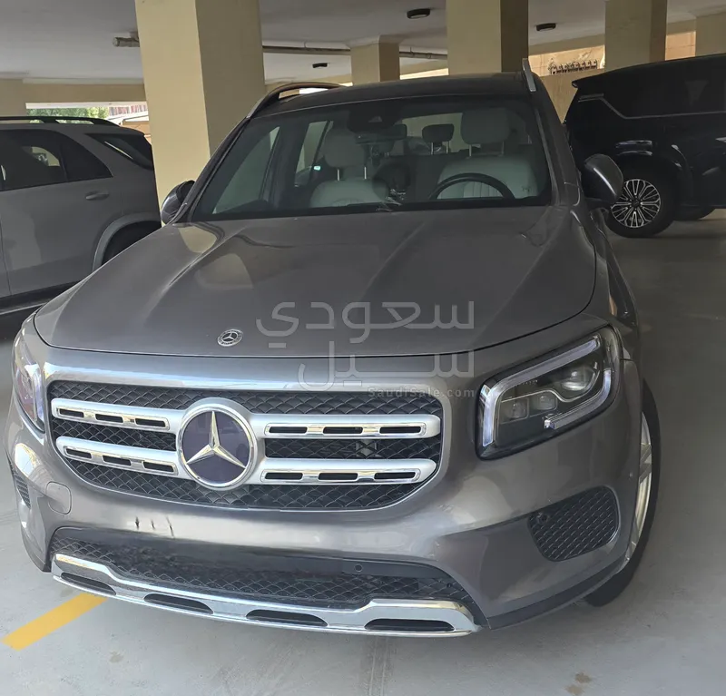 2021 مرسيدس - بنز جي إل بي 200