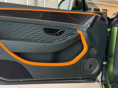 2025 بنتلي كونتيننتل جي تي الاصدار الاول