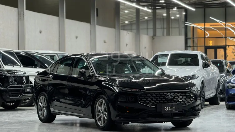 2023 Ford Taurus Trend