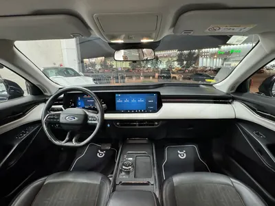2023 Ford Taurus Trend