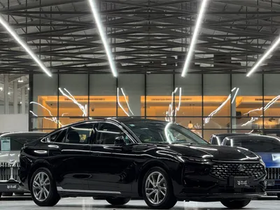 2023 Ford Taurus Trend