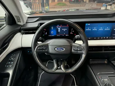 2023 Ford Taurus Trend