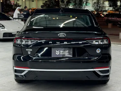 2023 Ford Taurus Trend