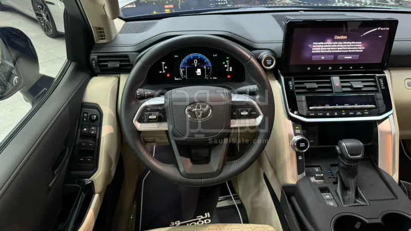 2025 Toyota Land Cruiser GXR 2