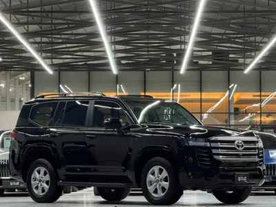 2025 Toyota Land Cruiser GXR 2