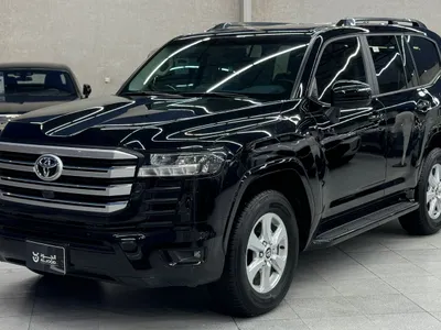 2025 Toyota Land Cruiser GXR 2
