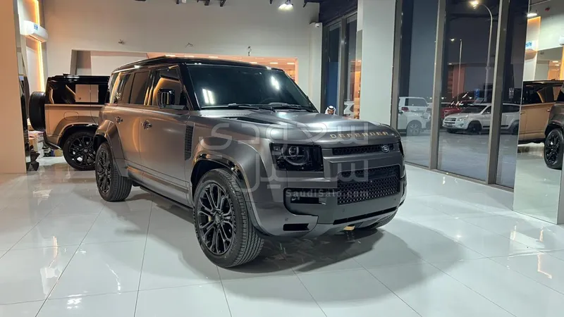 2026 Land Rover Defender Octa