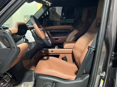 2026 Land Rover Defender Octa