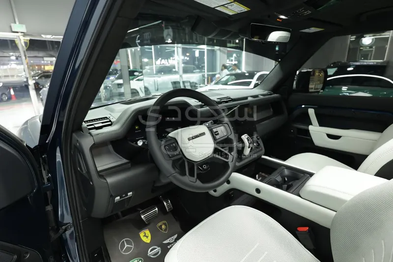 2026 Land Rover Defender Octa