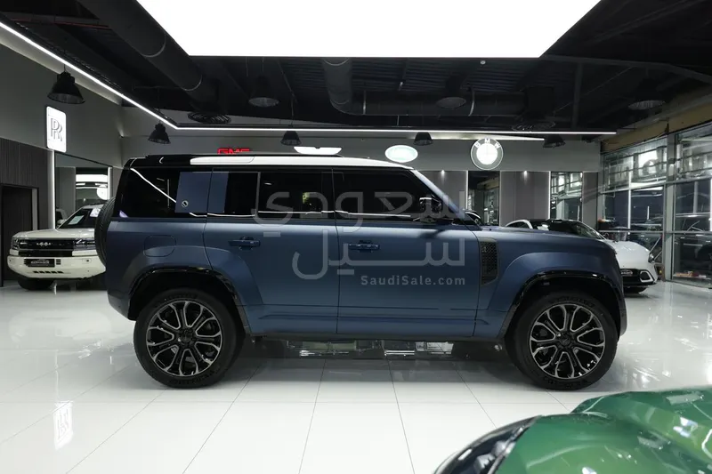 2026 Land Rover Defender Octa