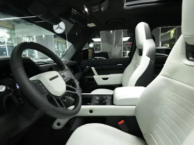 2026 Land Rover Defender Octa