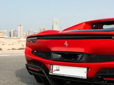 2025 فيراري جي تي بي 296