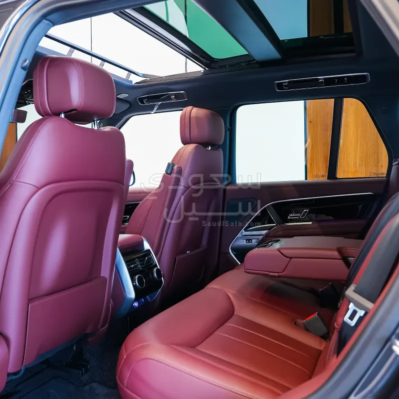 2024 Land Rover Range Rover HSE