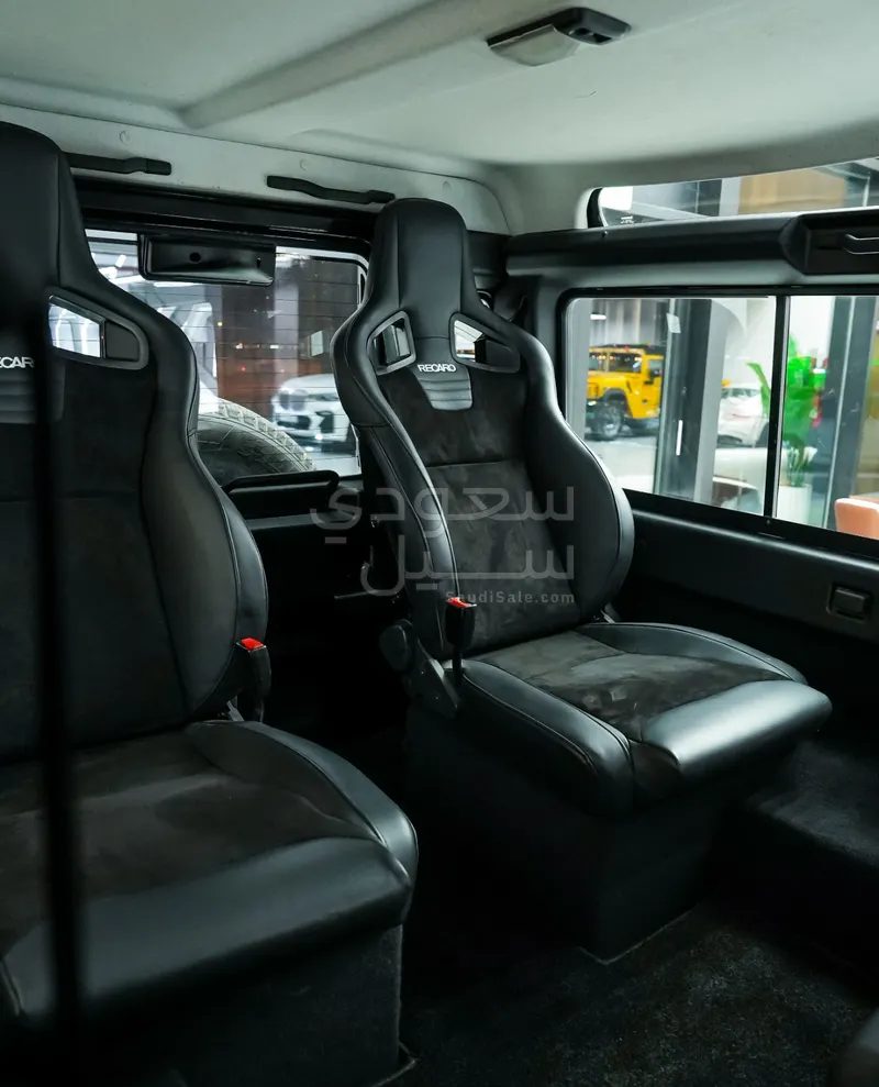 2014 Land Rover Defender 90