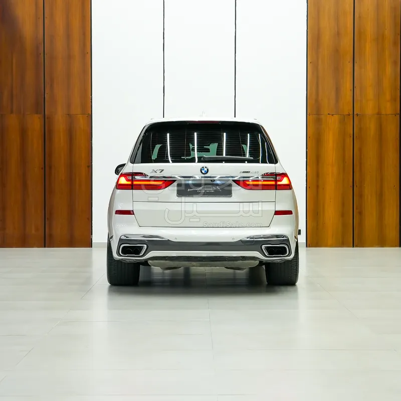 2019 BMW X Series 7