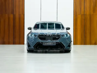2025 BMW M Series M5