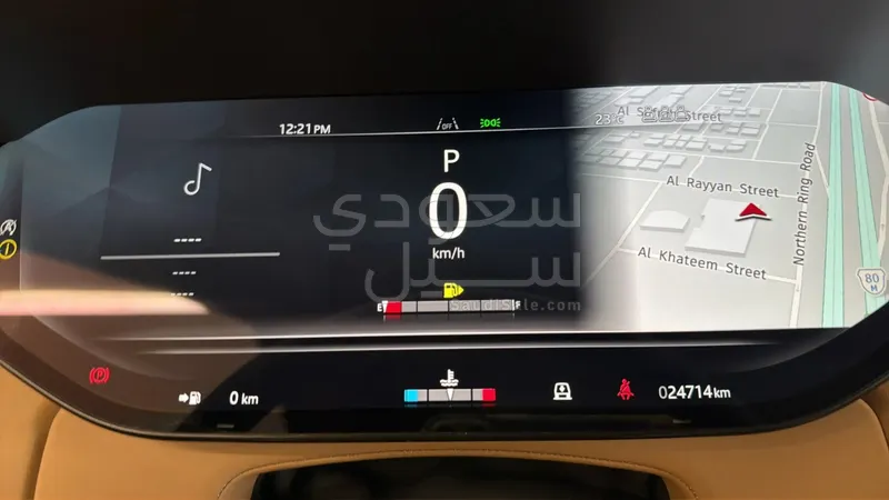 2025 Land Rover Range Rover Vogue SE