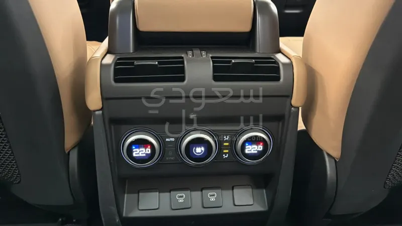 2025 Land Rover Defender 90