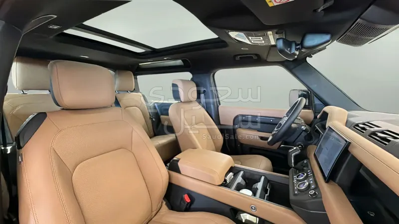 2025 Land Rover Defender 90