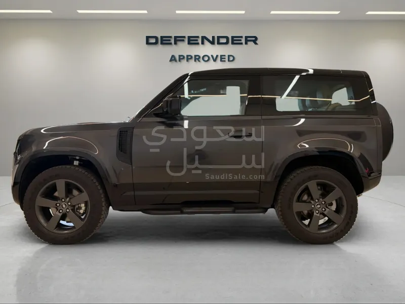 2025 Land Rover Defender 90