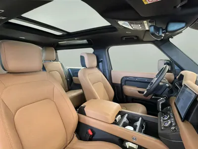 2025 Land Rover Defender 90