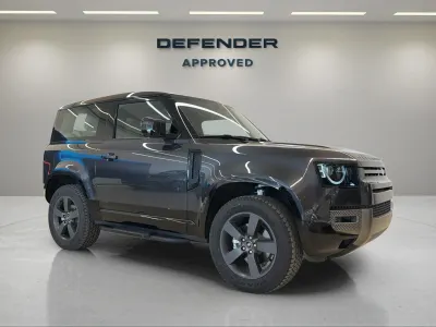 2025 Land Rover Defender 90