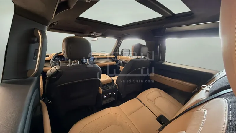 2025 Land Rover Defender X