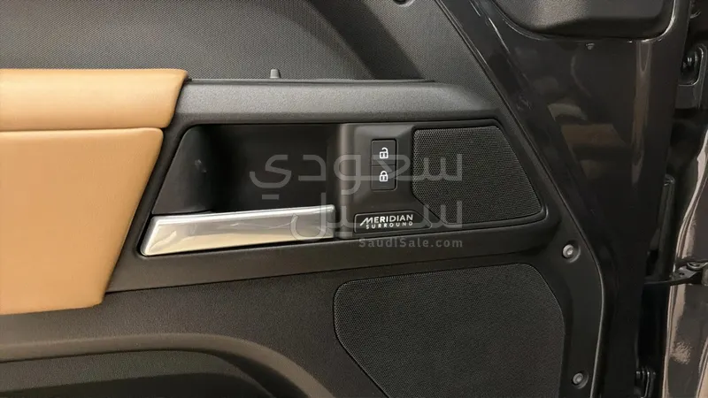 2025 Land Rover Defender X