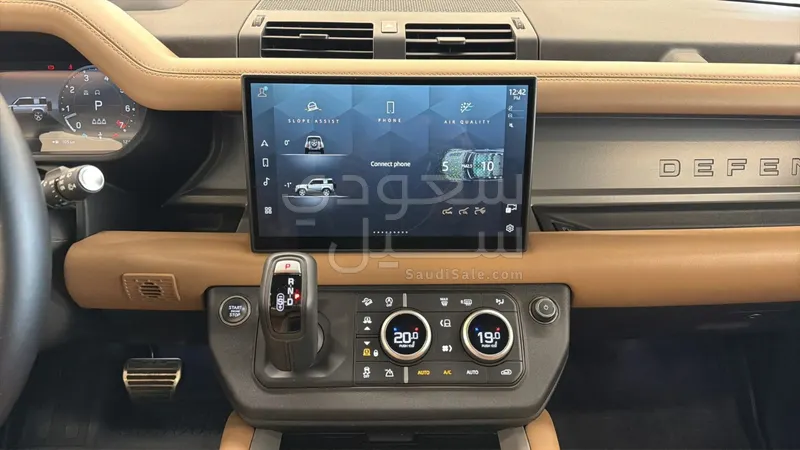 2025 Land Rover Defender X